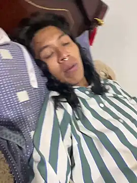 MadamLeRouge online show from November 14, 10:57 pm