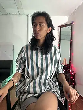 MadamLeRouge online show from December 21, 3:14 pm