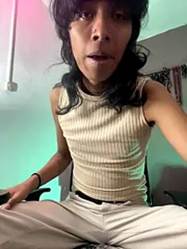 MadamLeRouge online show from November 3, 10:13 pm