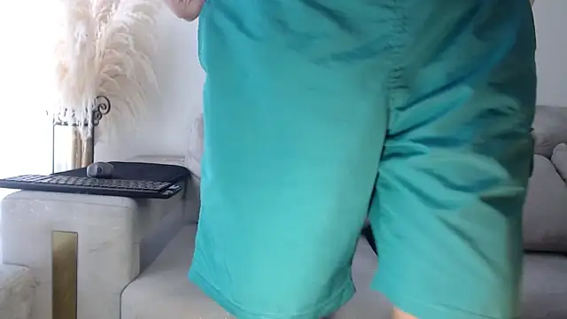 Adrew fox online show from November 18, 2:53 pm