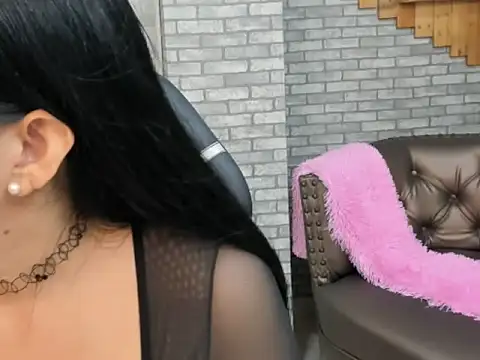 Alisonn Doll online show from October 18, 1:13 pm