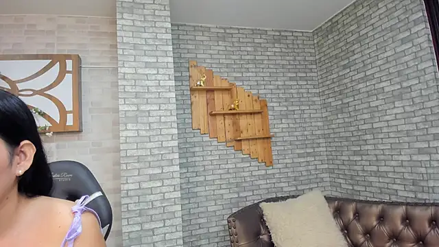 Snapshot of Alisonn_Doll chatting on November 15, 12:09 pm Alisonn Doll online show from November 15, 12:09 pm