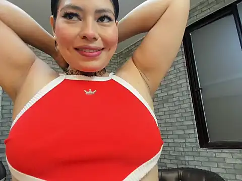 Snapshot of Alisonn_Doll chatting on November 6, 12:09 pm Alisonn Doll online show from November 6, 12:09 pm