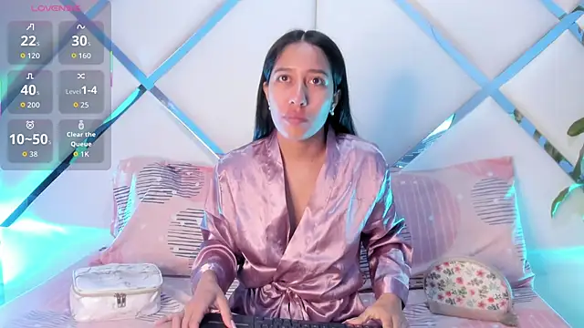 Amelia Rivas online show from November 27, 2:17 pm