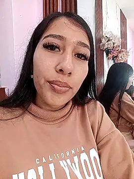 Amelia Rivas online show from December 17, 7:19 pm