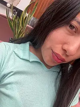 Amelia Rivas online show from February 8, 5:43 pm