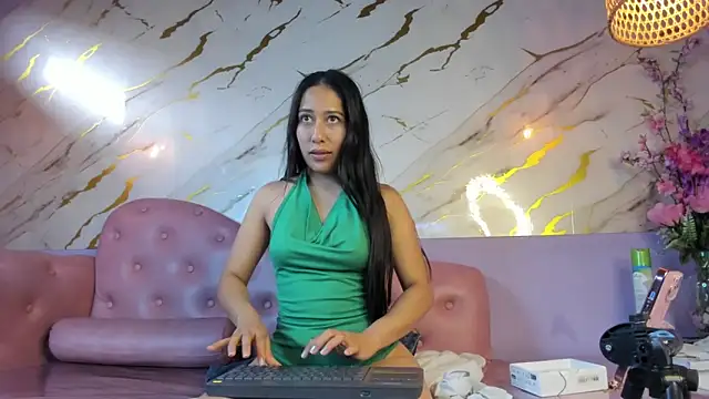 Snapshot of Amelia_Rivas chatting on June 15, 6:51 pm Amelia Rivas online show from June 15, 6:51 pm