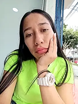 Amelia Rivas online show from November 1, 8:03 pm