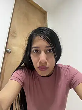 Amelia Rivas online show from February 12, 1:05 am