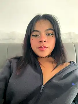 Veeronica  online show from October 3, 8:32 pm