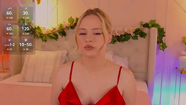 EllyLinn online show from April 1, 5:21 pm