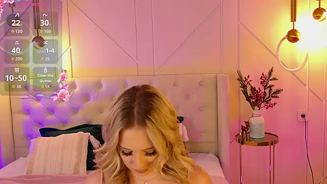 EllyLinn online show from January 18, 5:05 pm