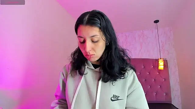 Snapshot of Iris__77 chatting on November 23, 12:04 pm Iris 77 online show from November 23, 12:04 pm