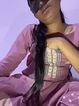 Snapshot of TeluguIshu_teen20 chatting on February 19, 8:44 am TeluguIshu teen20 online show from February 19, 8:44 am