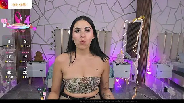 Snapshot of casse_tay chatting on May 8, 3:32 am casse tay online show from May 8, 3:32 am