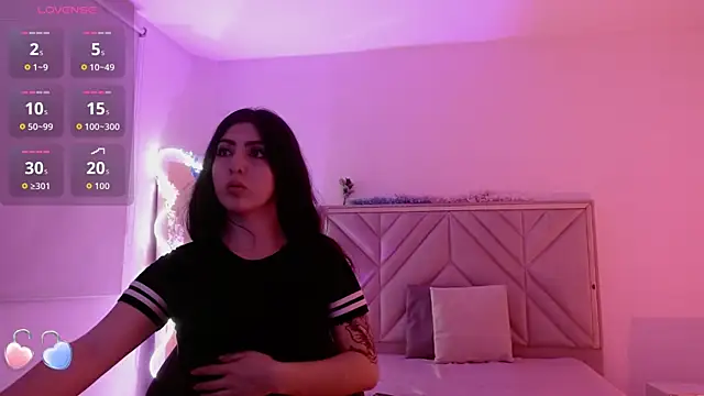 Ixchel tay online show from November 12, 3:32 am