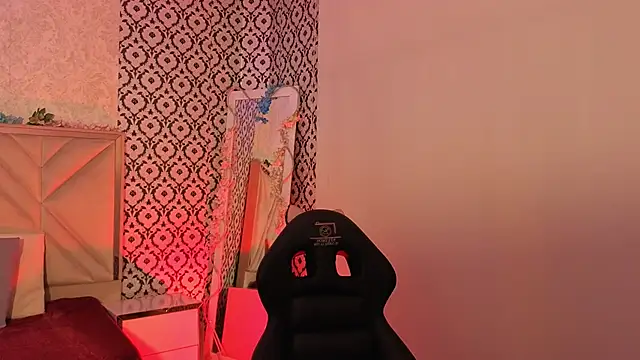 Ixchel tay online show from March 13, 3:44 am