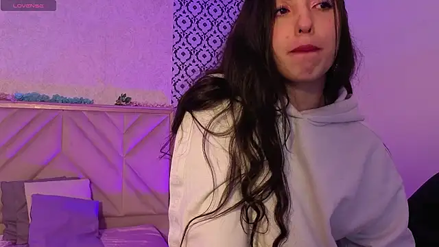 Ixchel tay online show from March 19, 3:06 am