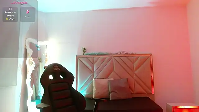 Ixchel tay online show from November 14, 3:43 am