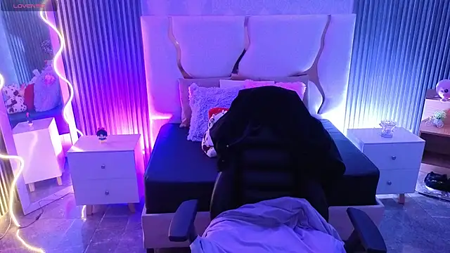 Ixchel tay online show from April 15, 3:23 am