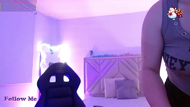 Ixchel tay online show from December 1, 3:29 am