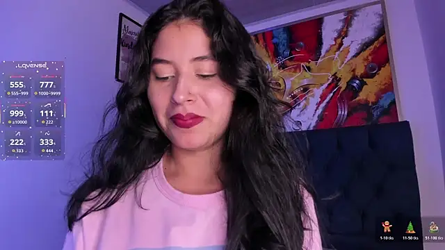 Snapshot of violet_blaze chatting on November 6, 12:09 pm violet blaze online show from November 6, 12:09 pm