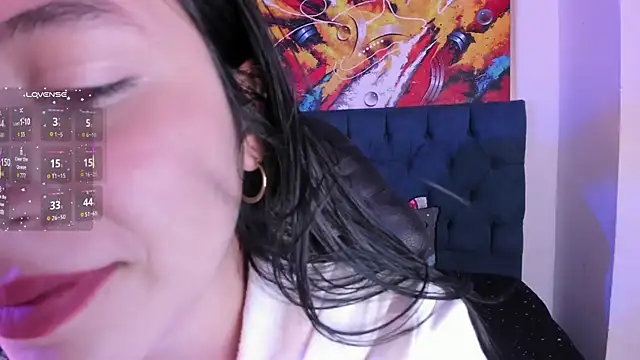 Snapshot of violet_blaze chatting on November 25, 10:26 am violet blaze online show from November 25, 10:26 am