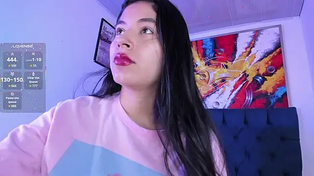 Snapshot of violet_blaze chatting on November 19, 10:26 am violet blaze online show from November 19, 10:26 am