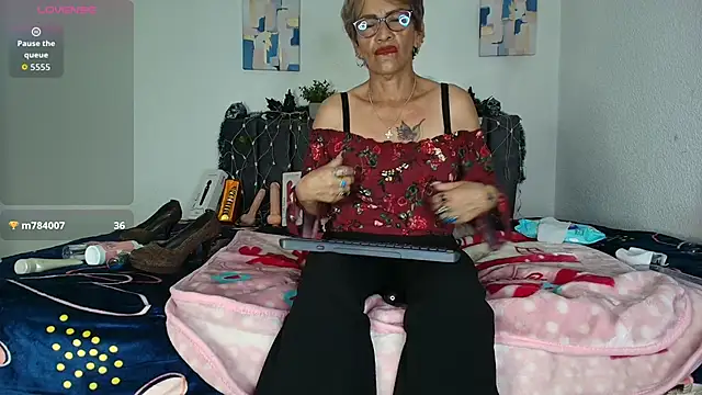 Devora mature65 online show from November 28, 7:03 pm