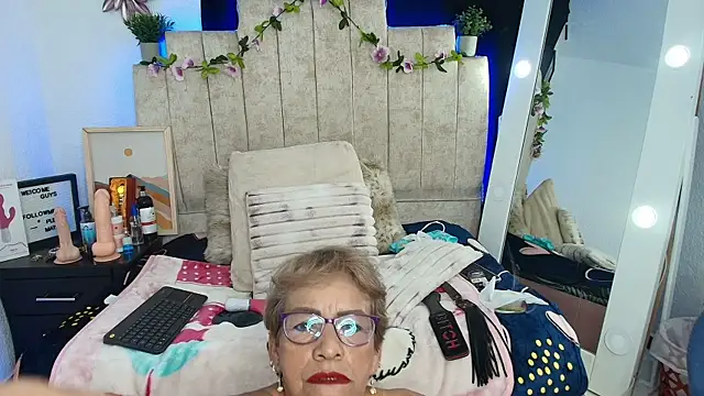 Devora mature65 online show from November 14, 2:59 am