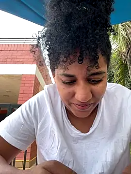 Snapshot of jesicamonroe44 chatting on November 1, 5:51 pm jesicamonroe44 online show from November 1, 5:51 pm