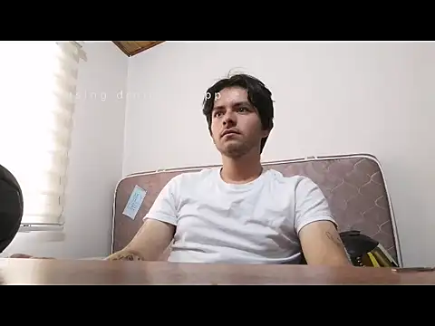 Snapshot of Kael_D chatting on October 12, 6:20 pm Kael D online show from October 12, 6:20 pm
