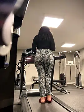 bellacagyal online show from January 15, 5:33 am