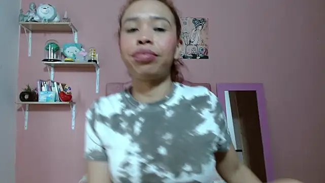 luna hawks online show from November 23, 5:45 pm