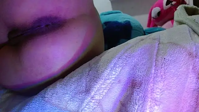 luna hawks online show from February 17, 9:12 pm