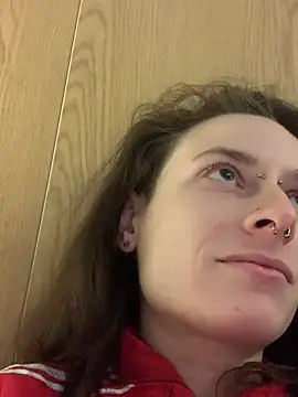 GoldenPussy1329 online show from February 5, 8:59 pm