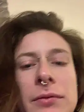 GoldenPussy1329 online show from February 10, 10:09 pm