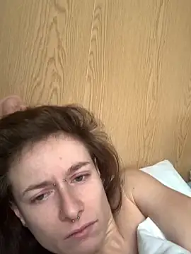 GoldenPussy1329 online show from February 13, 11:32 am