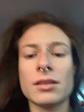 Snapshot of GoldenPussy1329 chatting on November 14, 4:54 pm GoldenPussy1329 online show from November 14, 4:54 pm