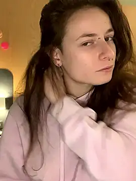 GoldenPussy1329 online show from February 11, 8:09 pm