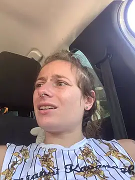 GoldenPussy1329 online show from May 23, 10:58 am