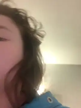 GoldenPussy1329 online show from March 8, 5:16 pm