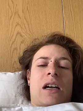 GoldenPussy1329 online show from February 26, 2:28 pm