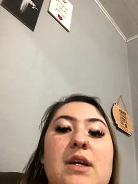 Snapshot of alegata27 chatting on October 28, 12:55 am alegata27 online show from October 28, 12:55 am