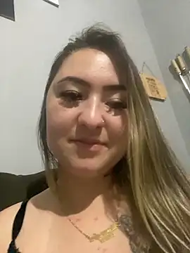 Snapshot of alegata27 chatting on October 24, 1:32 pm alegata27 online show from October 24, 1:32 pm