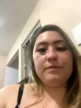 Snapshot of alegata27 chatting on September 29, 4:30 am alegata27 online show from September 29, 4:30 am