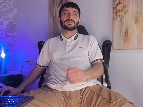 VynnyBlacke  online show from February 20, 6:26 am