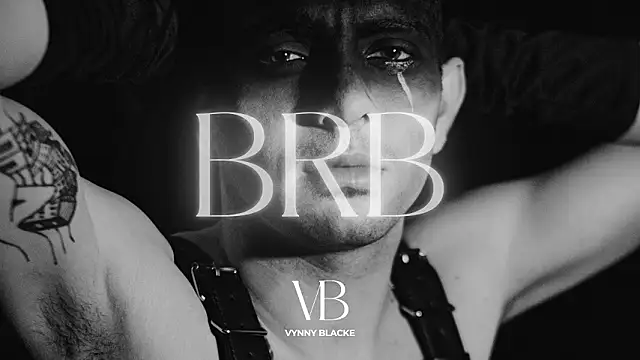 VynnyBlacke  online show from March 4, 4:20 am