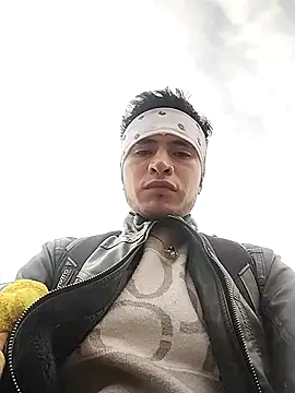 Angel 3-0 online show from December 3, 8:30 pm