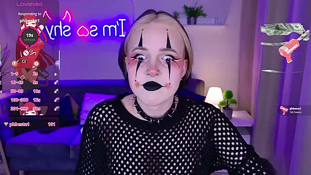 luna son online show from December 21, 9:26 pm